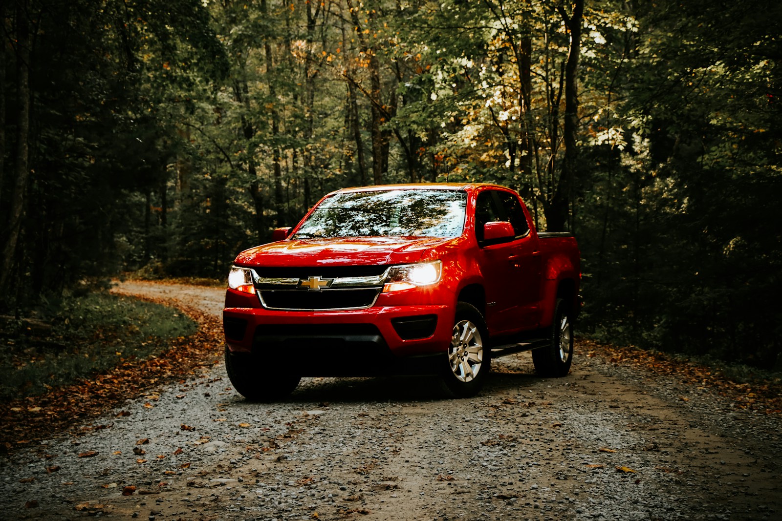 Buyer Is Told His Deposit Guarantees a New Truck at the Advertised Price, Then the Dealer Demands a $15,000 Market Adjustment After Delivery—Until His Signed Paperwork Goes Viral and Corporate Gets Involved