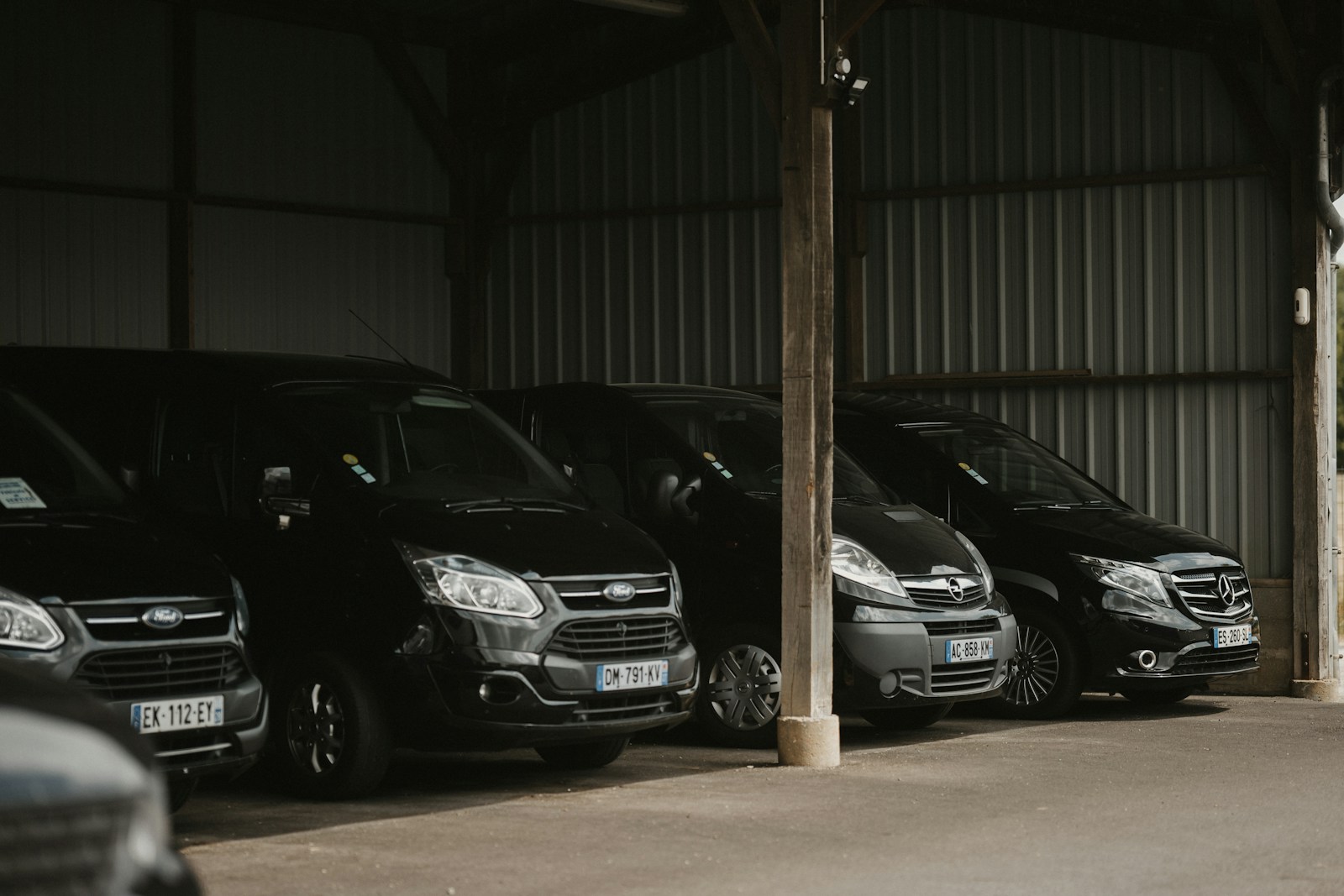 Executive Lectures Employees About Productivity and Bans Personal Errands in Company Cars, Then Fleet Tracking Reveals He Spent 47 Workdays Driving to Golf Courses, Casinos, and His Girlfriend’s Apartment