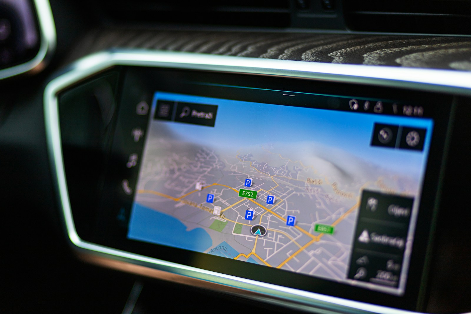 Infotainment Glitches Are Now the #1 Reason New Cars Get Dinged for Reliability