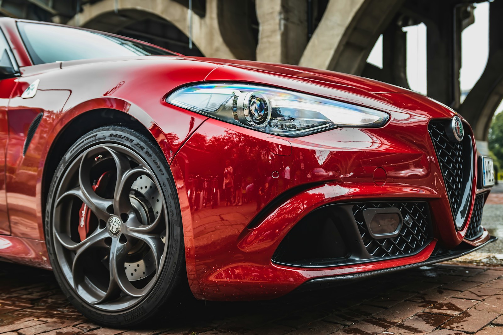 This Alfa Romeo Just Got Flagged as a $105,000 Collector Car on the Rise