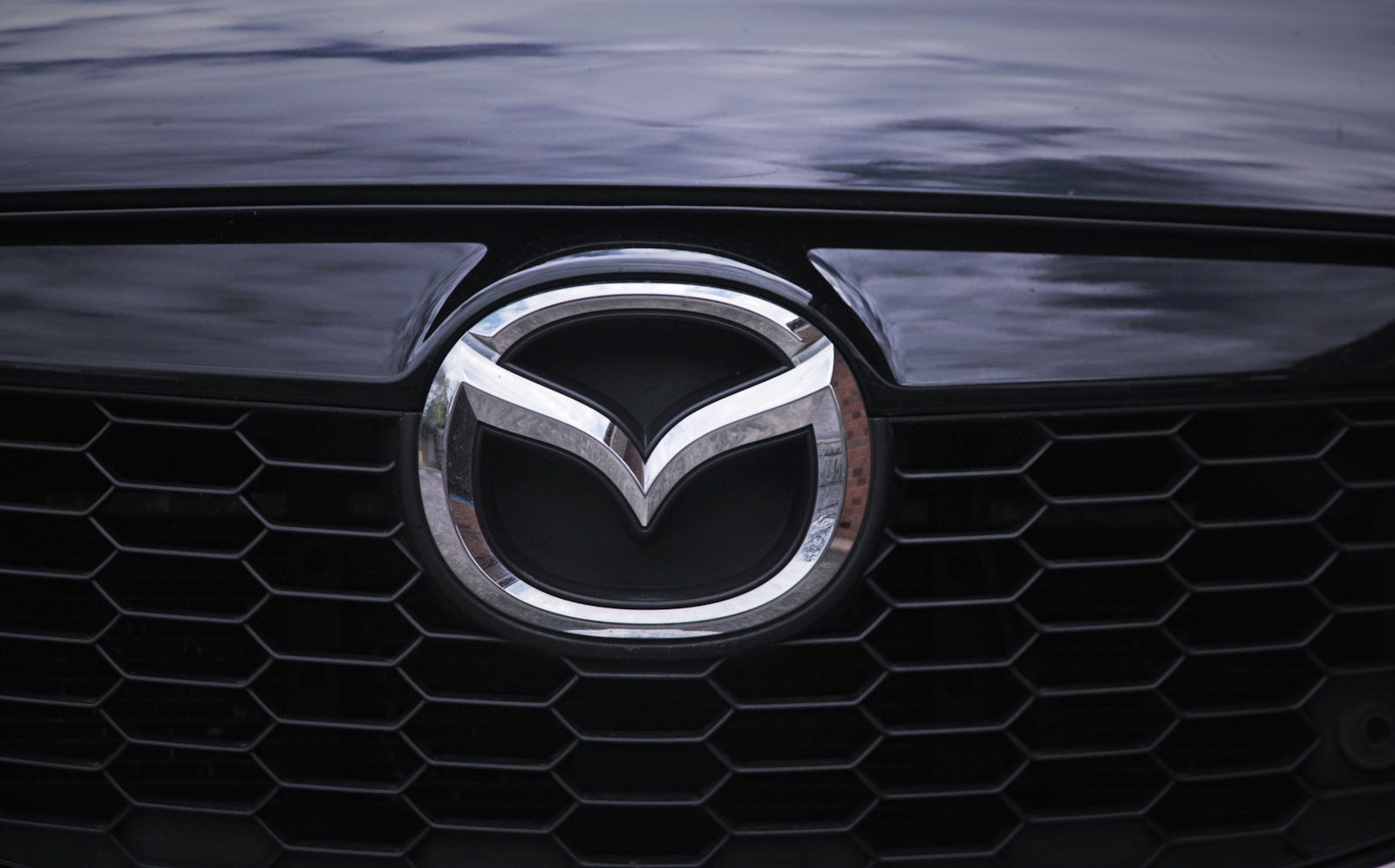 Mazda Just Patented a Way to Make the Rotary Engine Meet Modern Emissions Rules