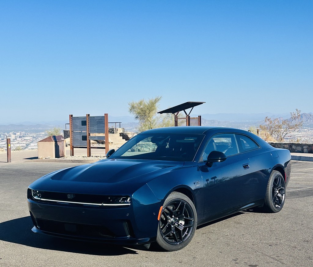Reviewers Are Pushing Back Against Online Hate for the All Electric Dodge Charger Daytona R/T, Calling It a Genuinely Impressive Muscle Car Once You Actually Drive One