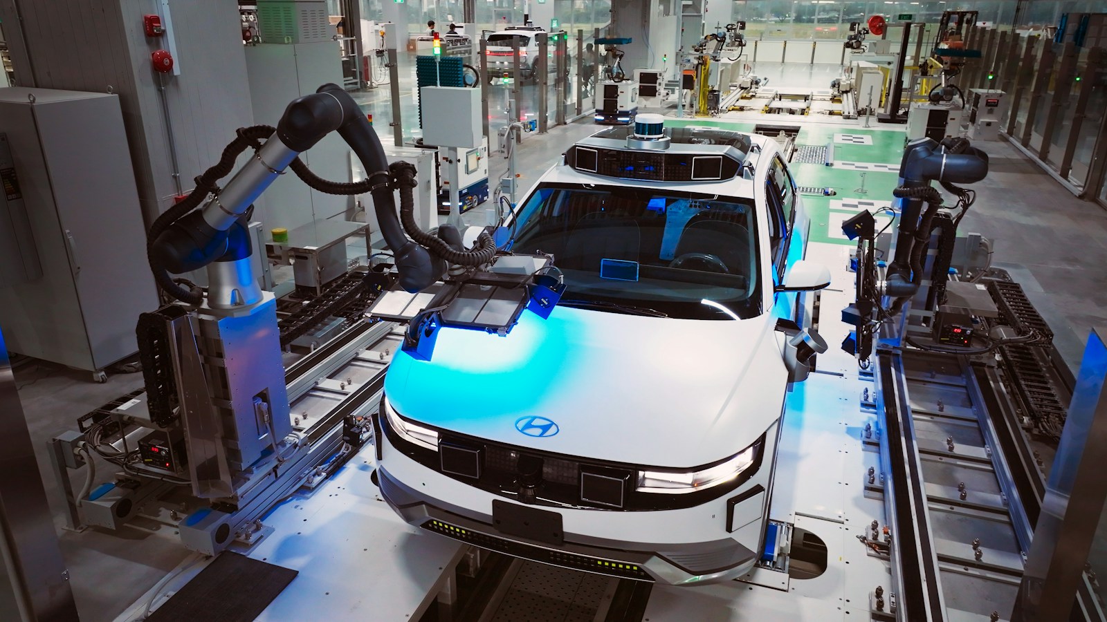 One European Automaker Just Started Selling a Fully Electric City Car for 17,900 Euros, Undercutting America’s Cheapest EV by Nearly Ten Thousand Dollars