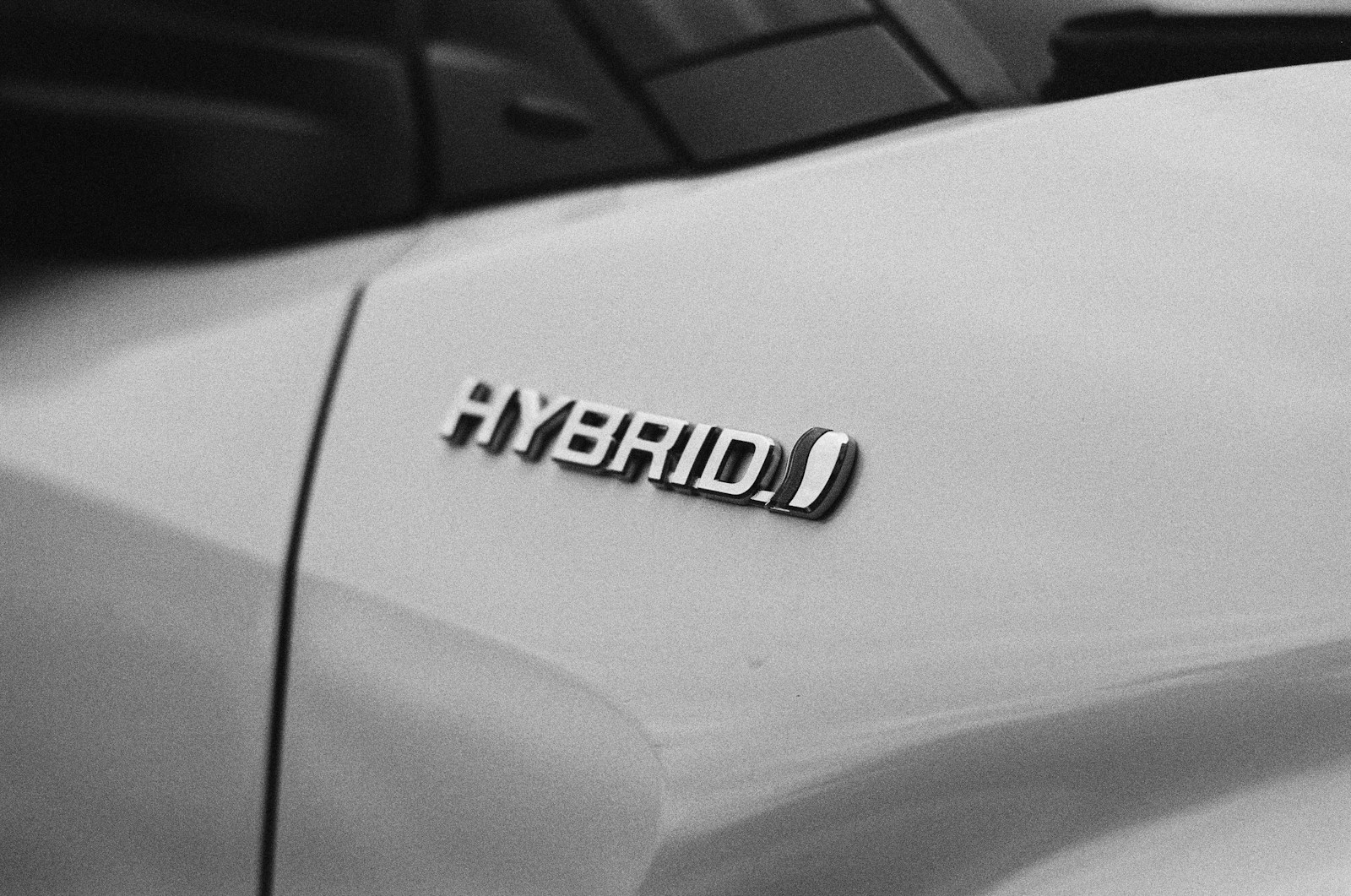 Several Popular Hybrid SUVs Are Falling Noticeably Short of Their Own Advertised Fuel Economy Numbers Once Independent Real World Testing Takes Over From the Official Lab Results