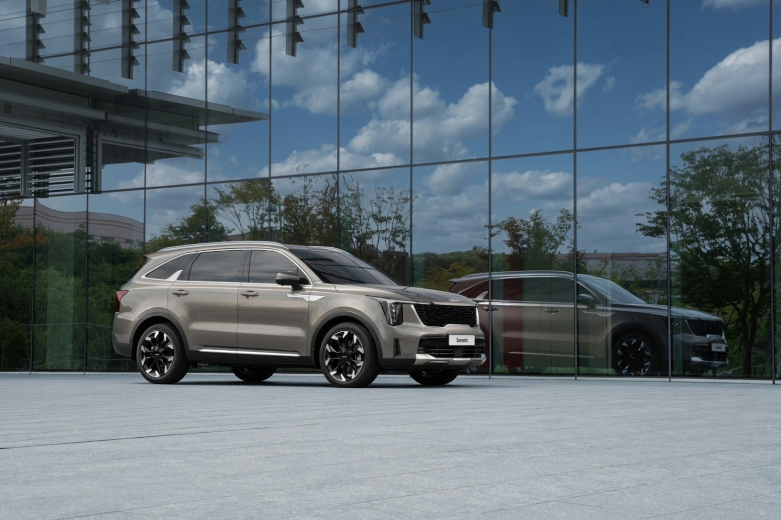 Kia Sorento SUV parked outside
