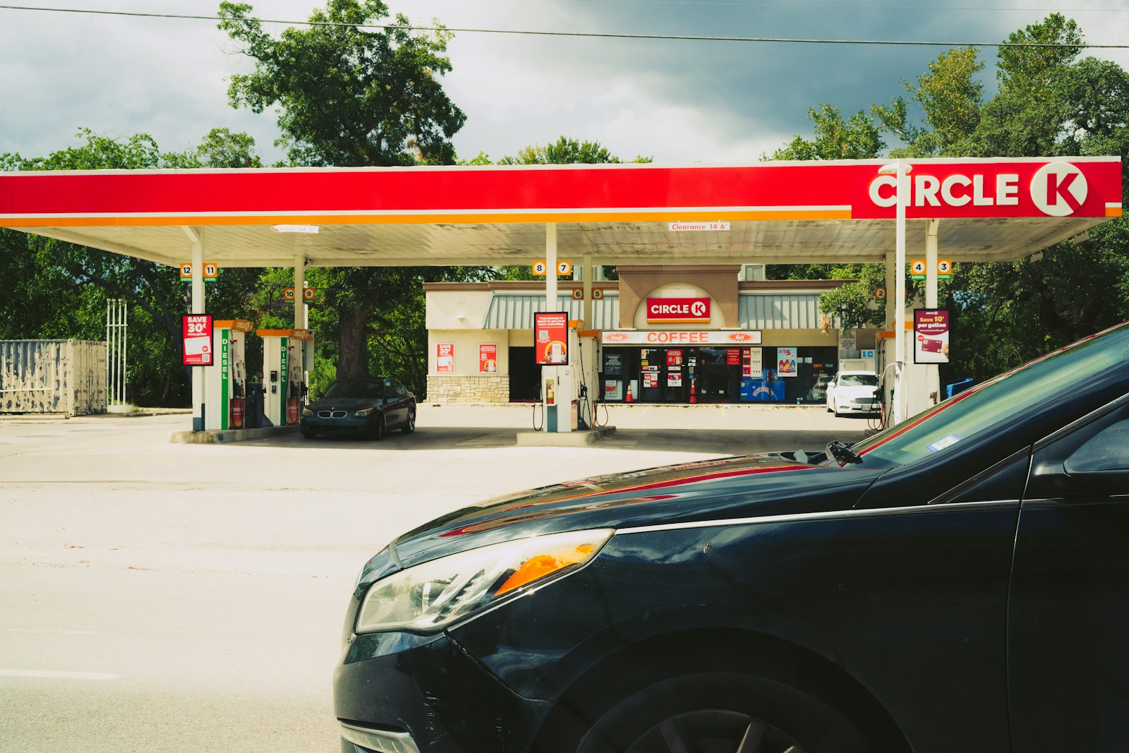 8 Worst Gas Station Brands for Drivers Who Want TOP TIER Fuel